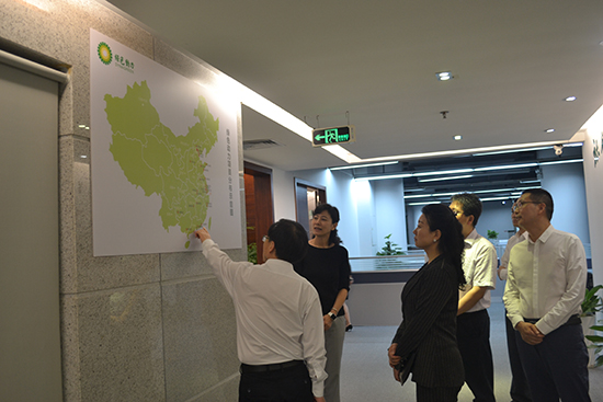 广东省和深圳市总工会领导到db视讯厅集团调研工会工作